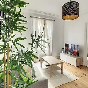  Appartement Grand Cozy - Proche Metro Paris - Spots Touristiques